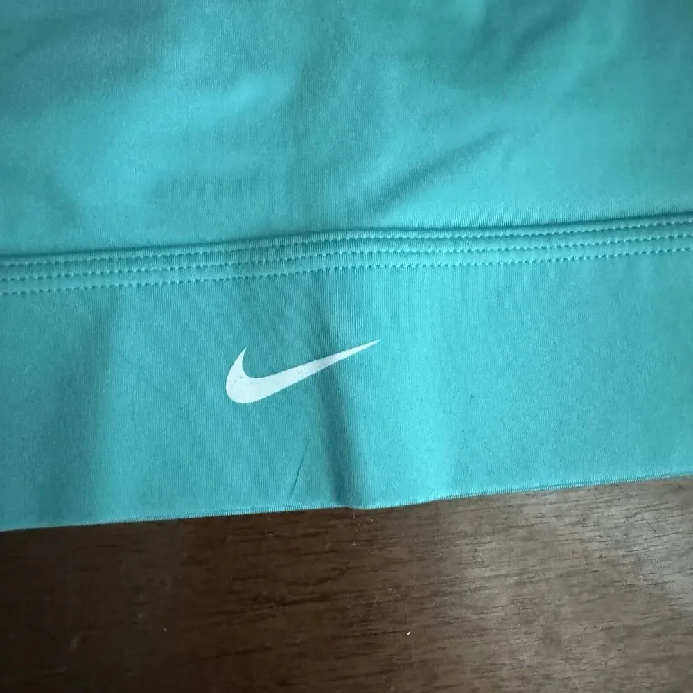 Nike Sports Bra Two in One Womens Sz XS Teal Comfort Pad System Pullover 7390